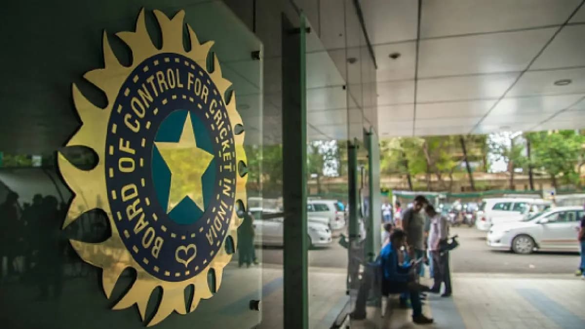 Rupees 35 lakh spent for Bananas BCCI gets HC notice for state body expenses