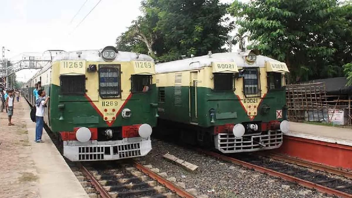  27 local train cancelled in sealdah to dumdum section for maintenance work