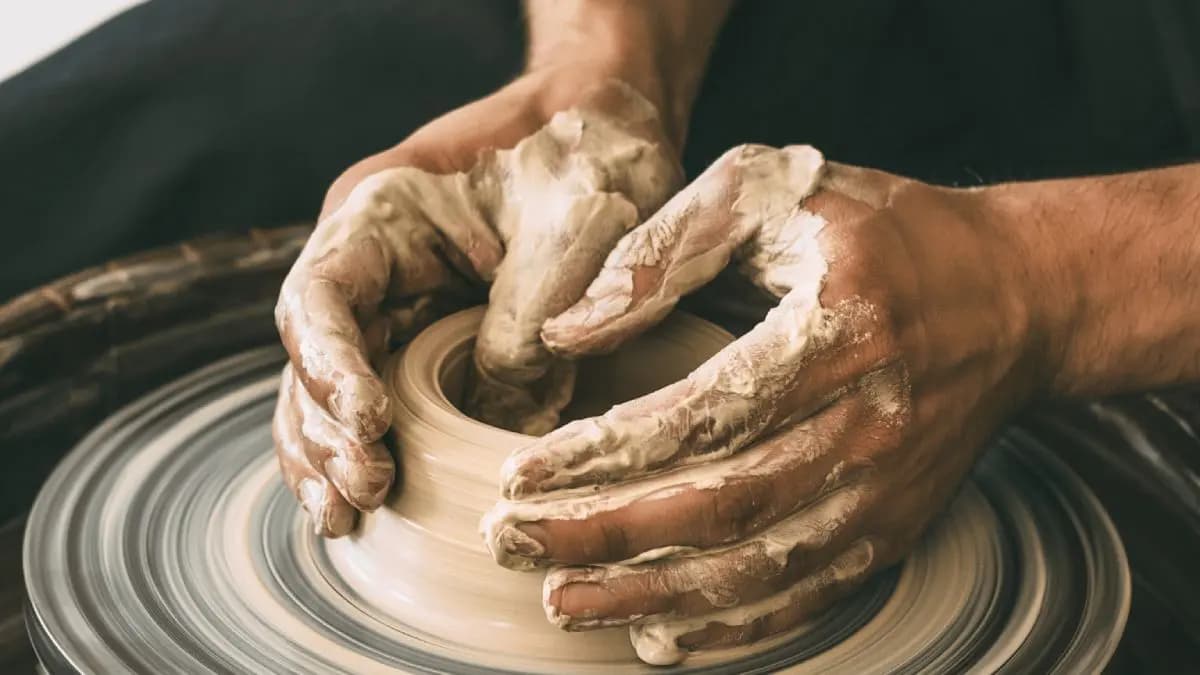 Theraputic effects of painting and handicrafts for mental wellness