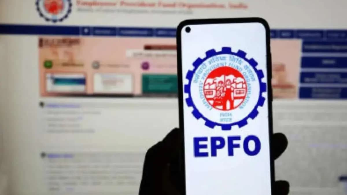 How much pension do PF account holders get after 60 years gnr