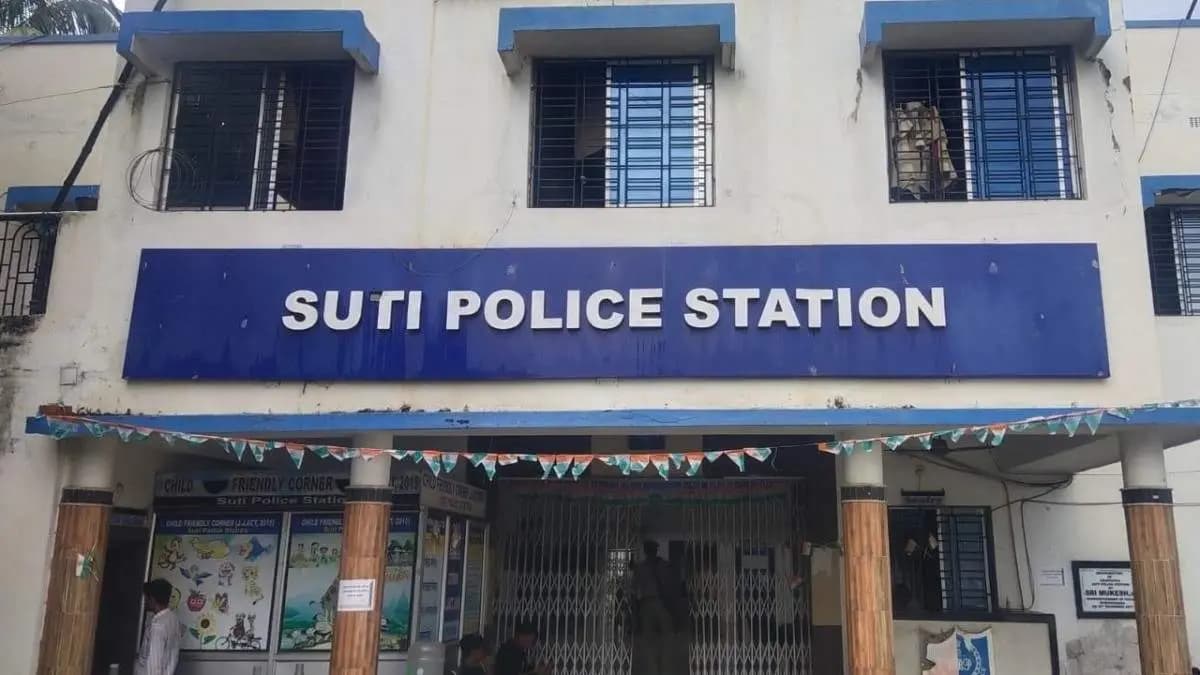 Police constable arrested for murder charge