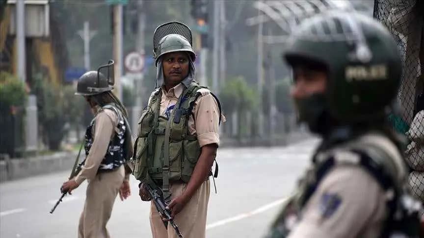 Curfew imposed, internet suspended in 7 Manipur districts after 6 found dead gnr 