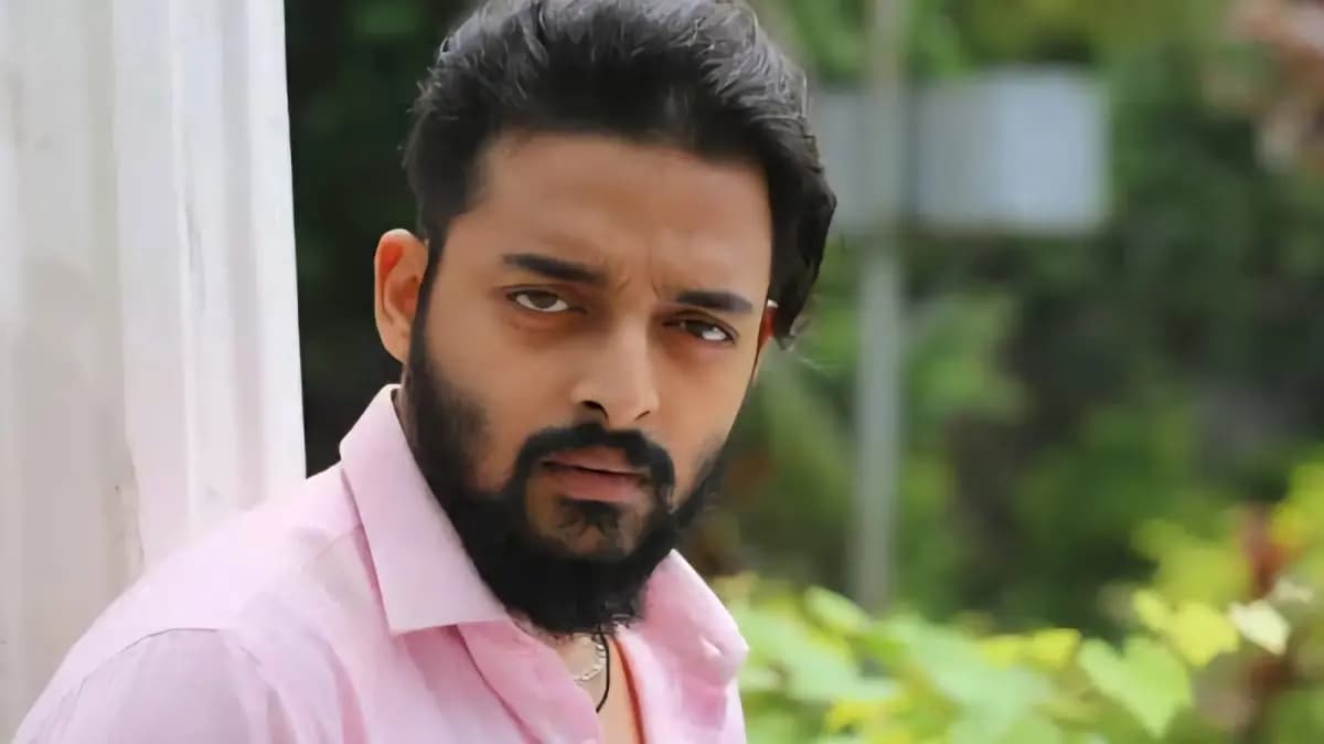 Tollywood actor Sourav Das starred Bishakto Manush released on ott platform Klikk