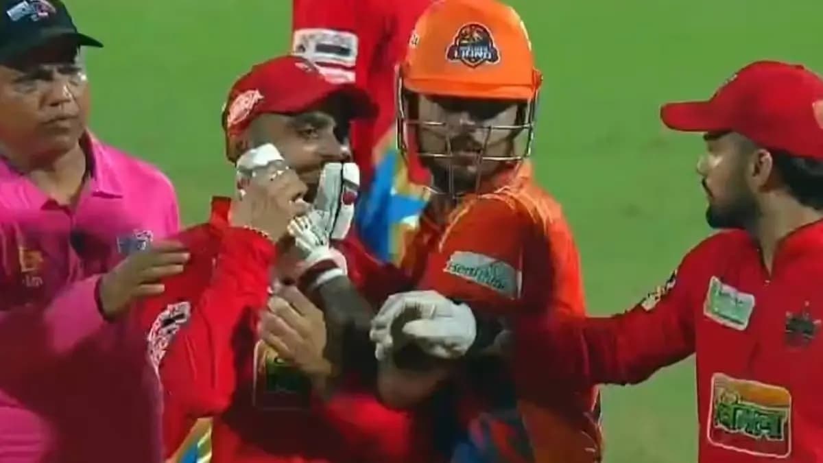 Heated argument between Nitish rana and Digvesh rathi in delhi premier league