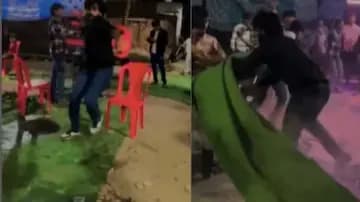 Viral video Group Of Men Takes The Wedding Venue Down With Their Crazy Dance gnr