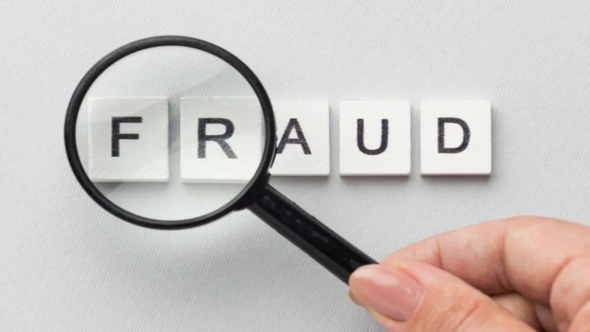 Fraudulent activity of a cooperative society pushed the customers in a mess