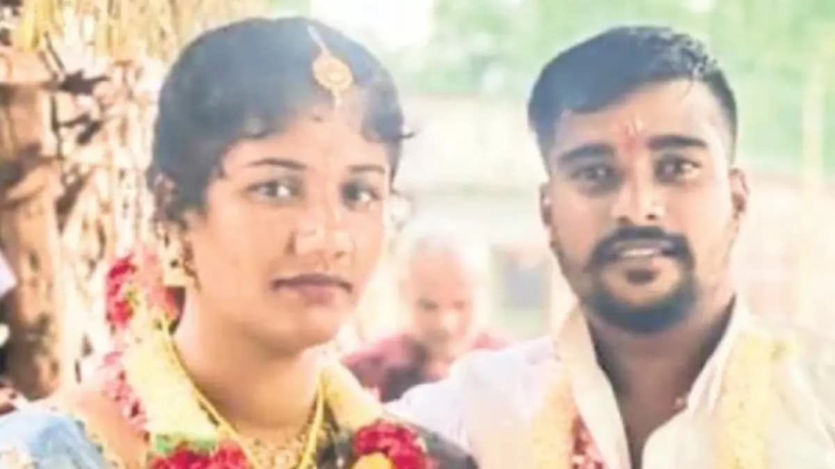 Woman married a man she met one week ago on Instagram her husband is in shock