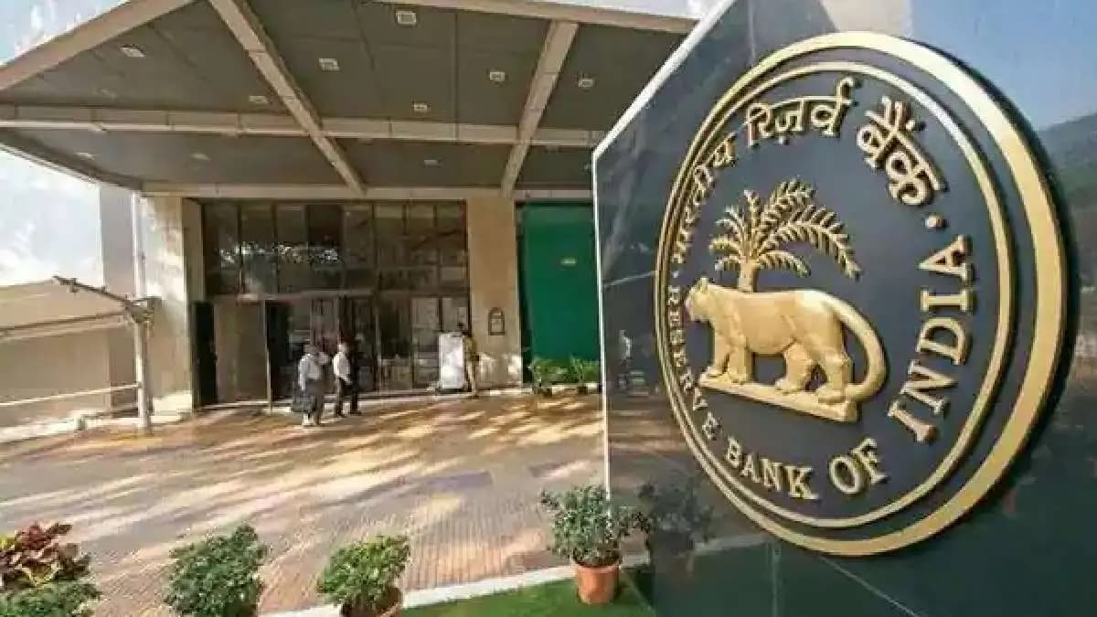 RBI maintain same repo rate what should borrowers do now gnr