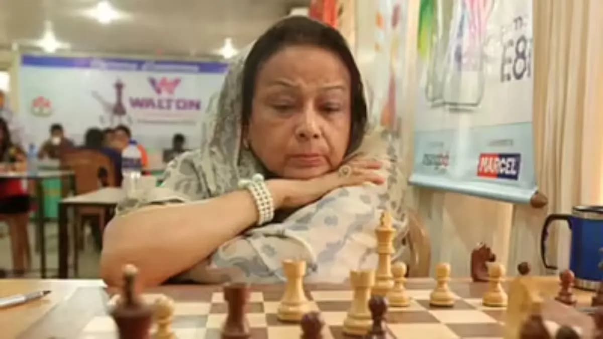 Bangladeshi Chess Player Rani Hamid arrived in Delhi for chess tournament but her companion denied entry and deported 