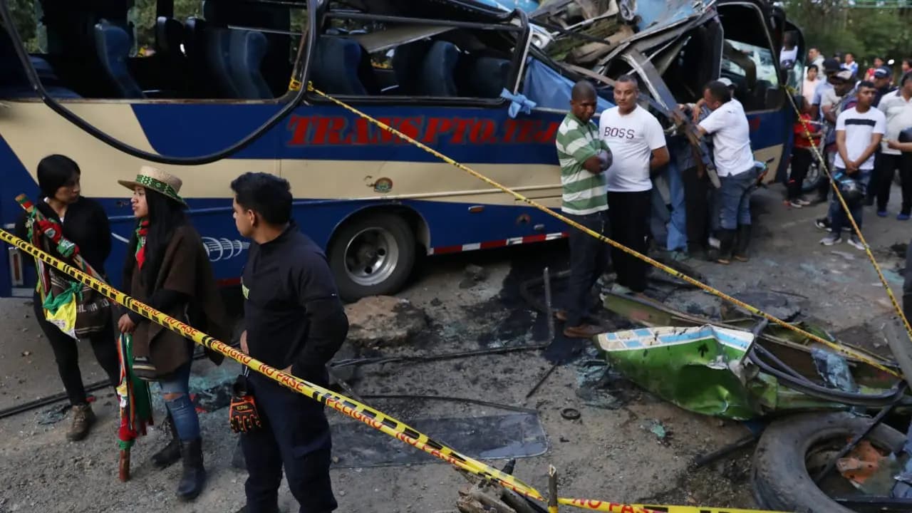 Massive accident in columbia 20 dead