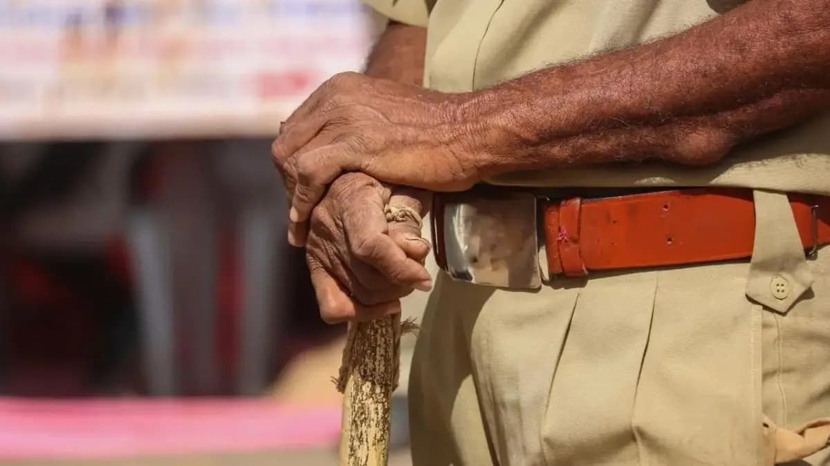 Two police officers suspended after unlawful activities with couple