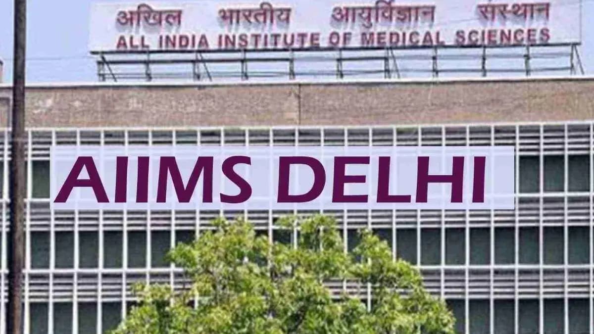 Doctors and staffs leaving AIIMS in huge numbers