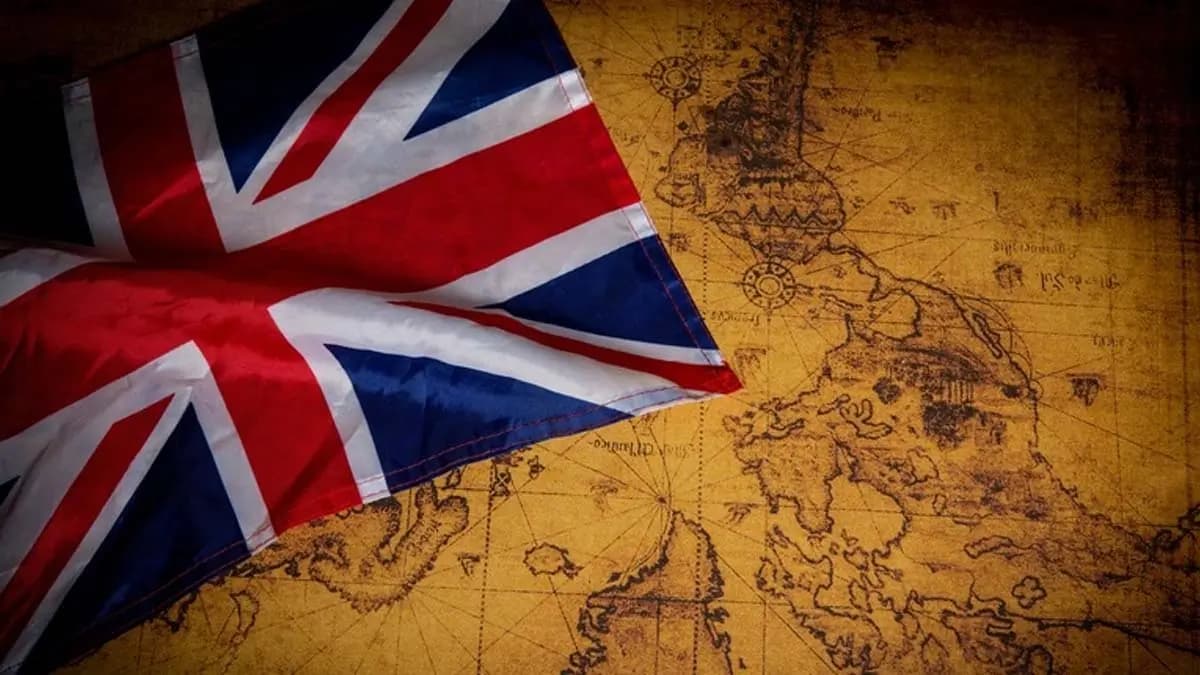 Which country was the first to gain independence from England