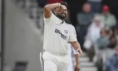 Ravichandran Ashwins surprise plea to Rishabh Pant goes viral 