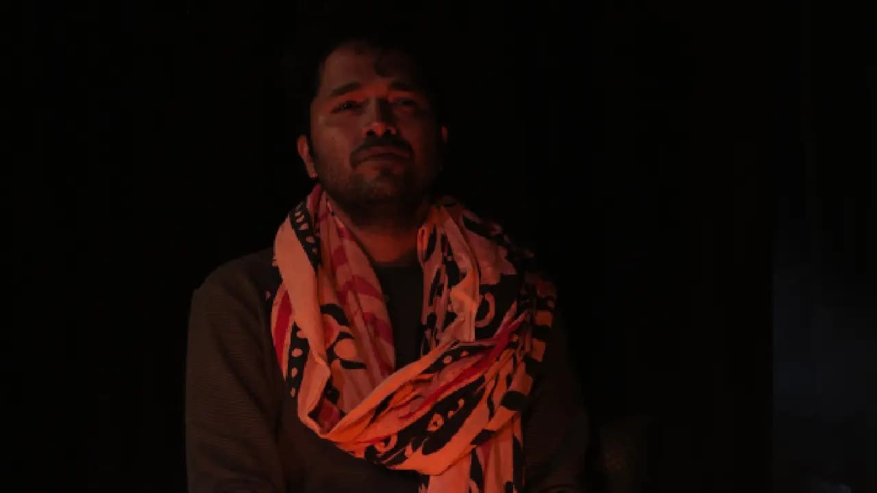  review of new Bengali play girichitta 