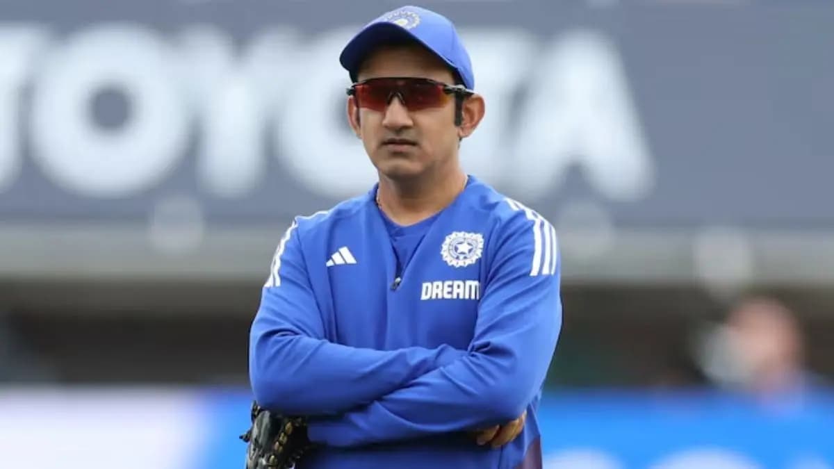 After victory against Pakistan India head coach Gautam Gambhir asked players to shake hands with the umpires