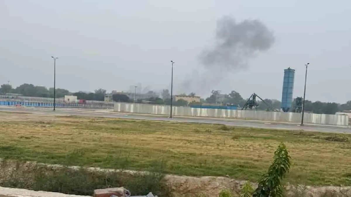 Several blasts in Lahore 