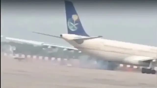 Hajj Flight Faces Wheel Glitch At Lucknow Airport