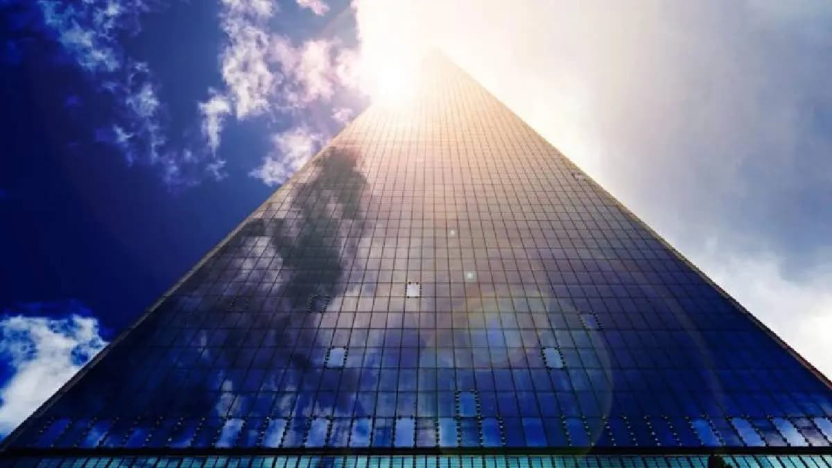 China is turning its buildings into solar panels They will make the entire country photovoltaic gnr