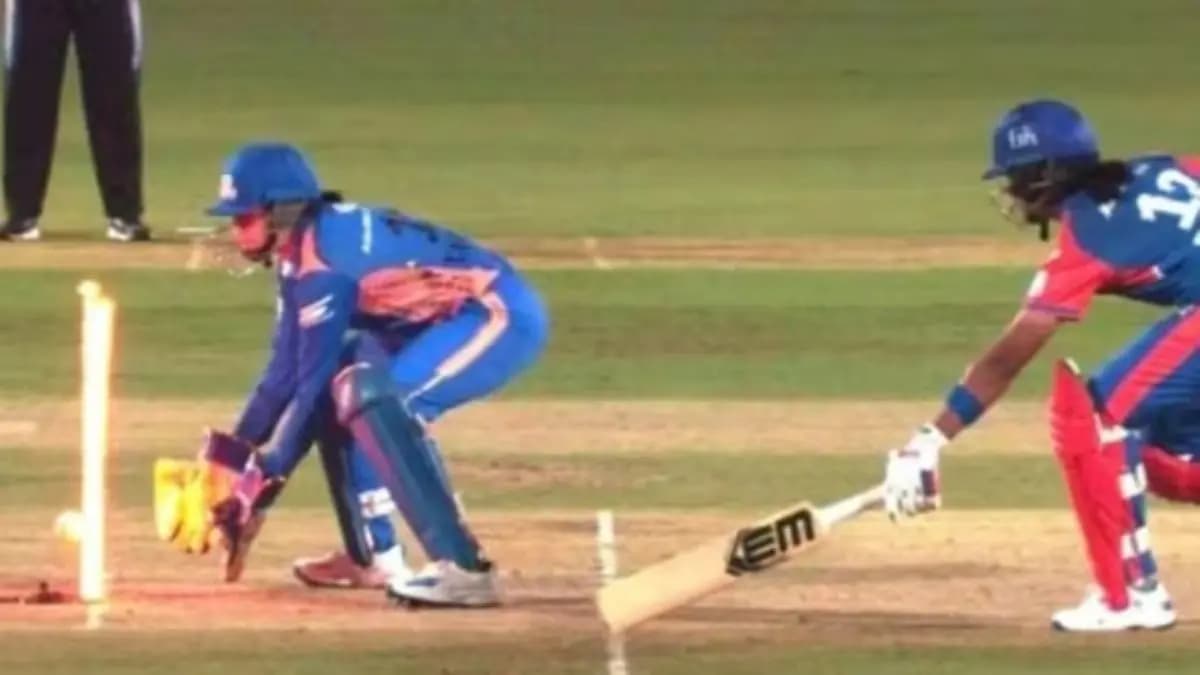 Run out controversy overshadow Delhi Capital's last ball win over Mumbai spt  