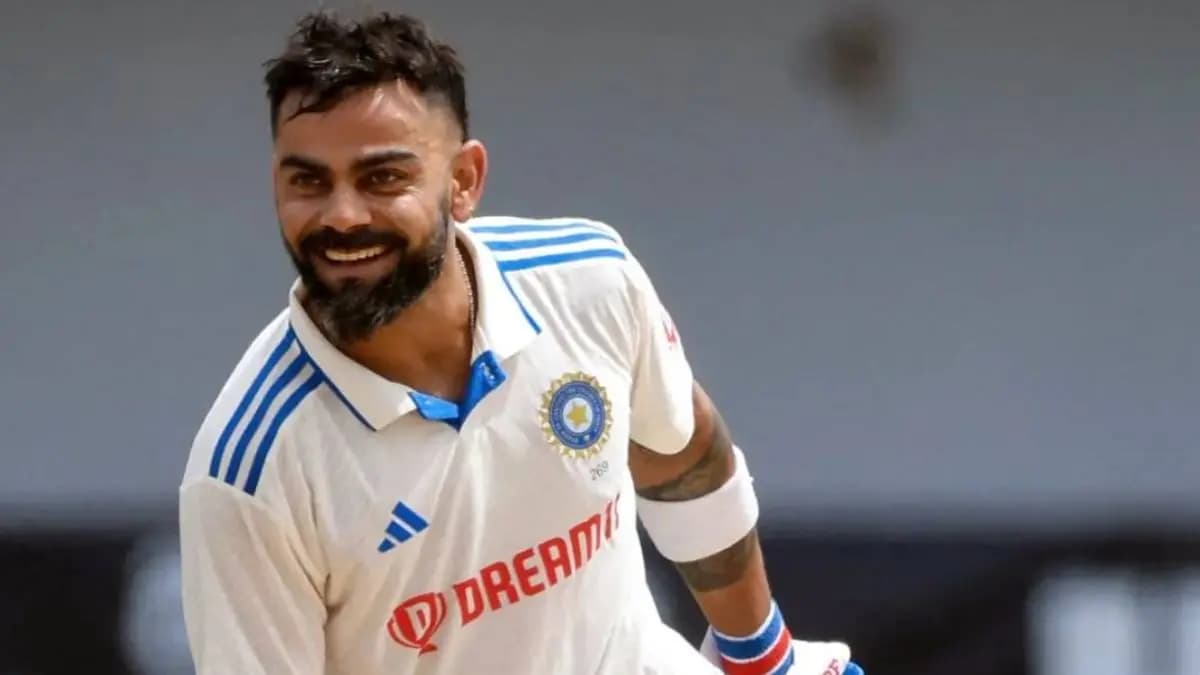 Following Virat Kohlis test retirement anouncement Paparazzi at the Mumbai airport expressed their disappointment spt 