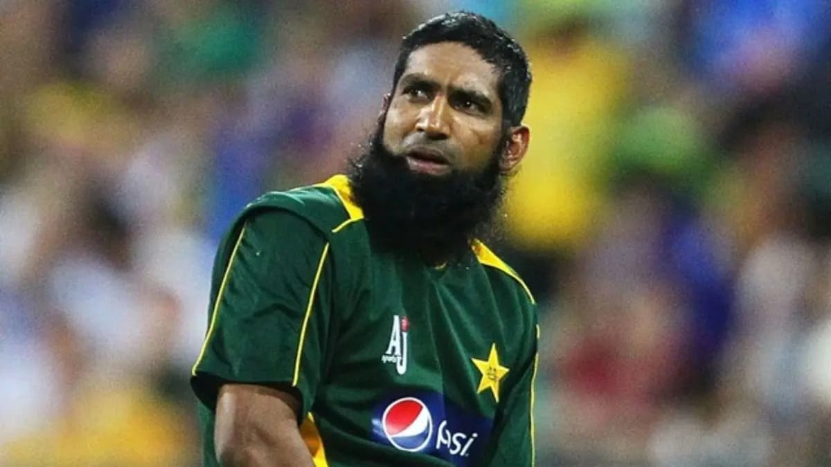 Former India spinner Amit Mishra slammed  Mohammad Yousuf as he attacks Suryakumar Yadav with filthy words