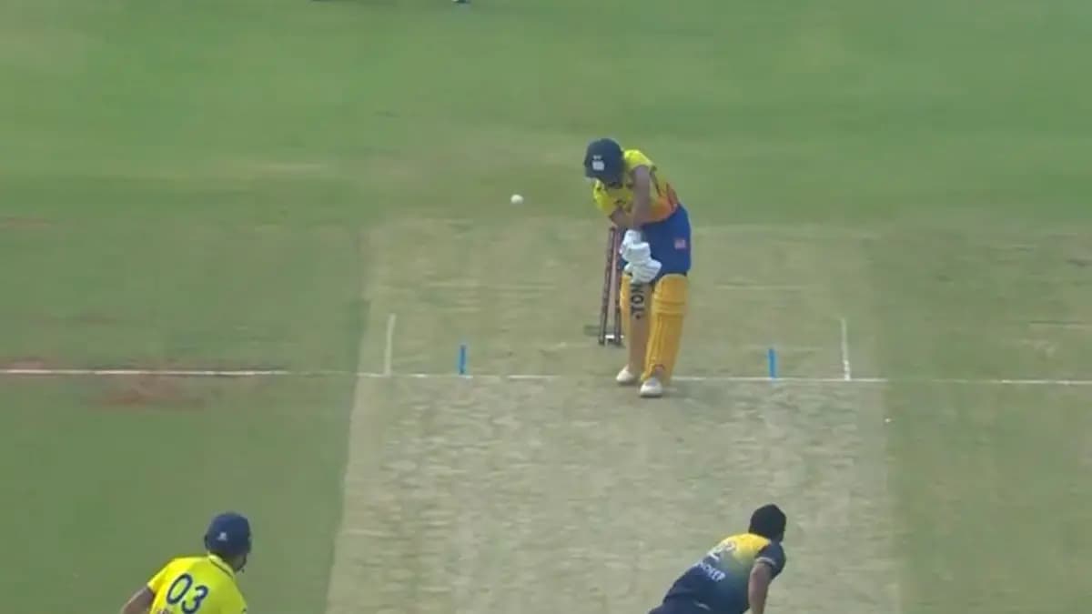 Arshdeep Singh bamboozles Ruturaj Gaikwad with a peach in Vijay Hazare Trophy Quarter-Final spt