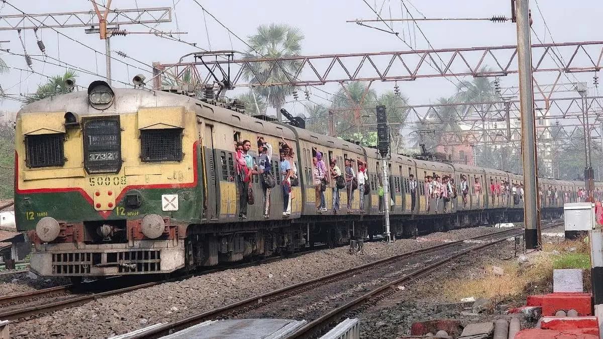 Train Cancel due to over bridge construction near howrah railstation 