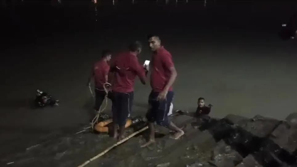 Belur Two Students Drown in Ganga