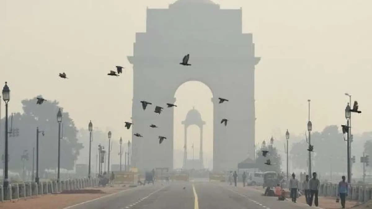 Delhi AQI updategrap 4 curbs reimposed in delhi know whats allowed and whats not gnr 