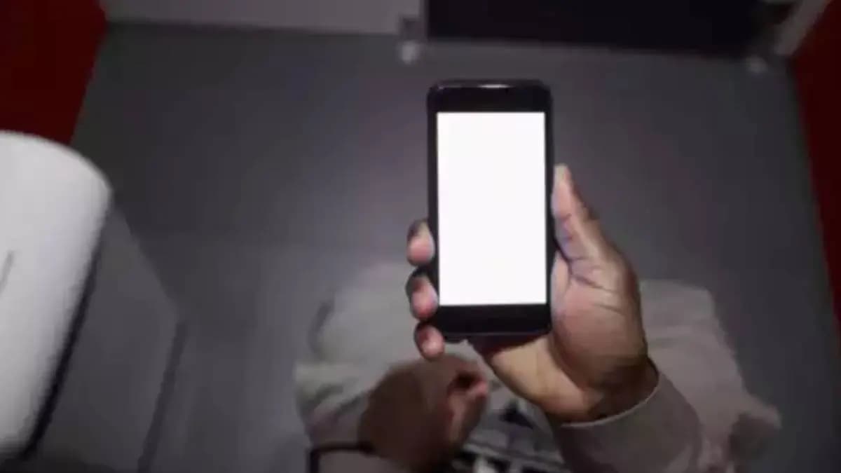 Extended toilet time spent on mobile phones is a big contributing factor  