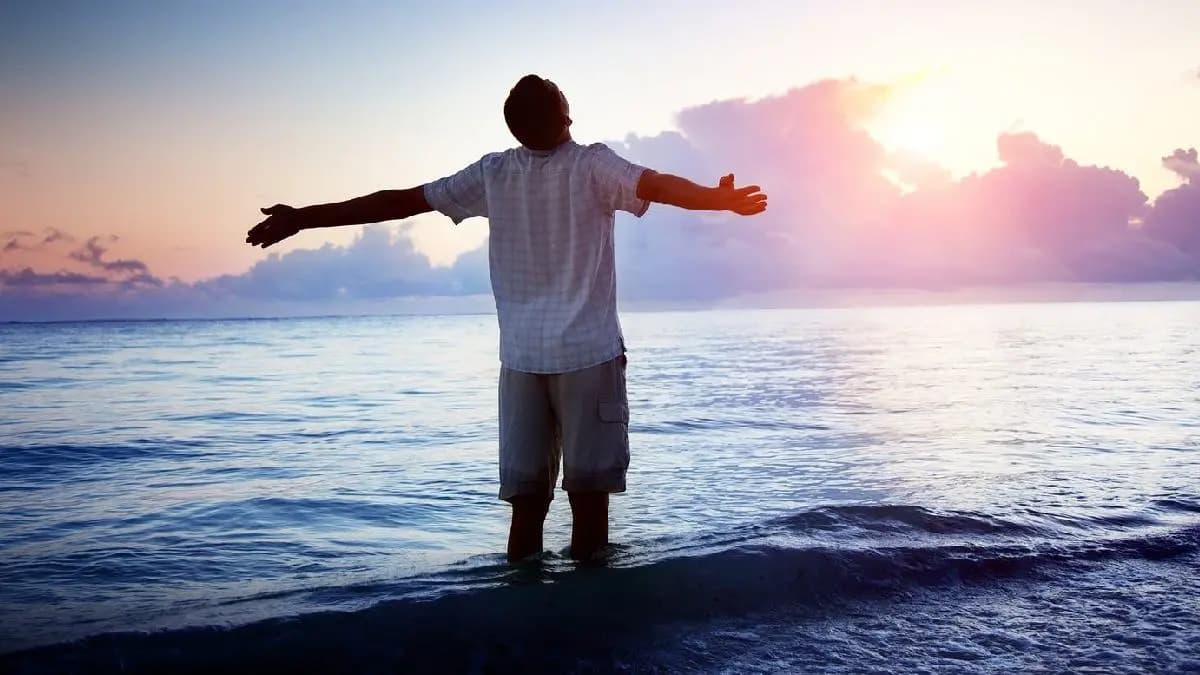 living a lonely life is not always bad