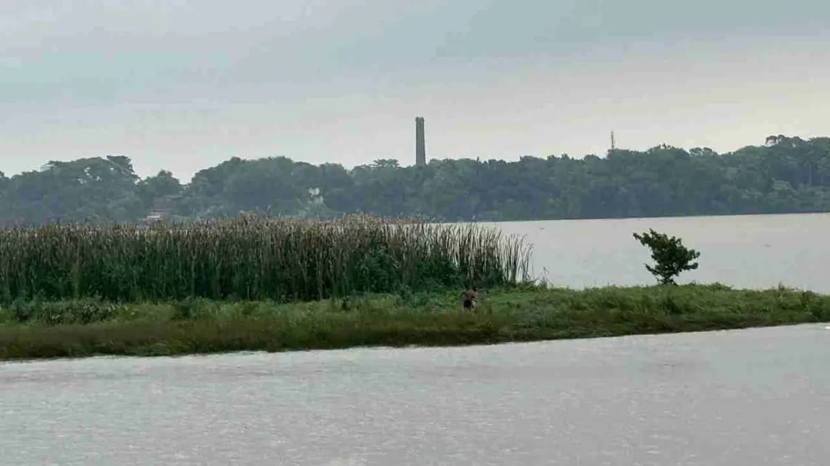 Two Boy Rescued By Police in Srirampur Ganga Ghat