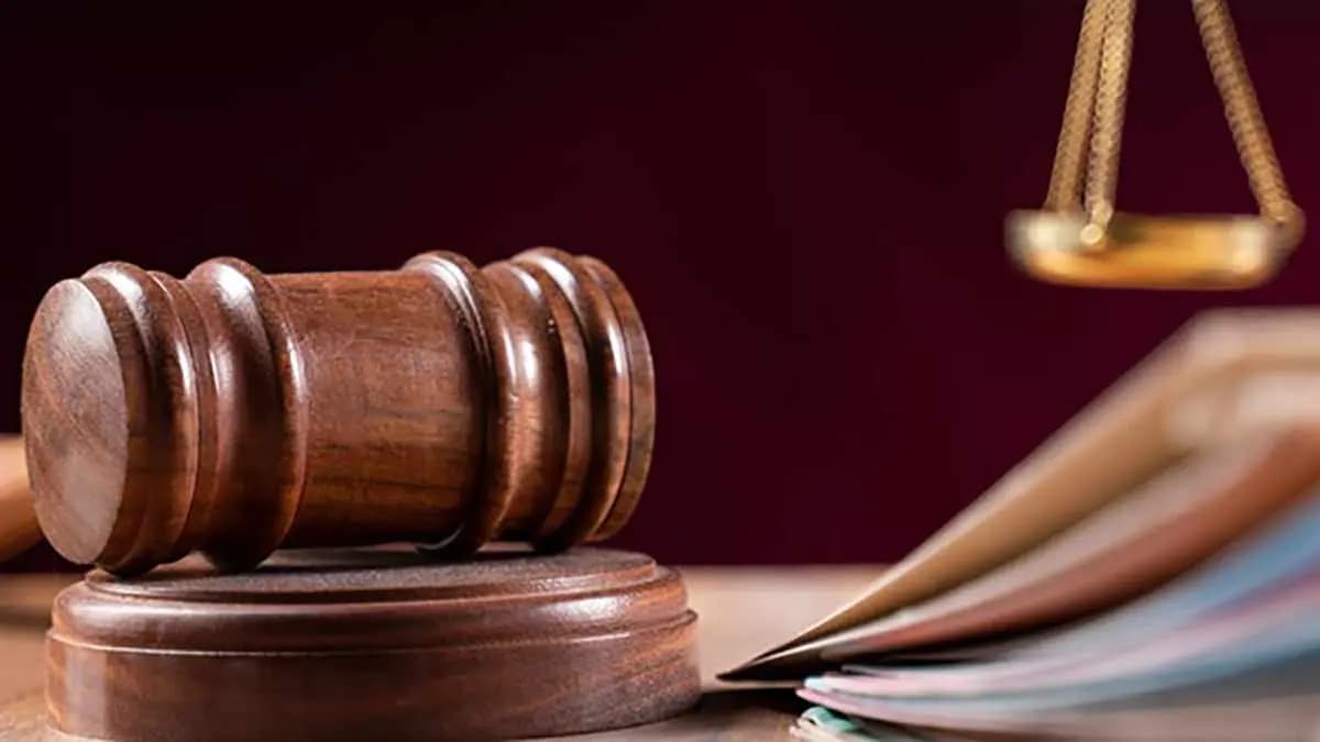 Court Orders Husband To Pay Wife Rs 30 Lakh