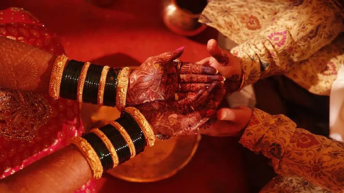 bengaluru man kidnapped and blackmailed during bride search Loses rs 50 thousand