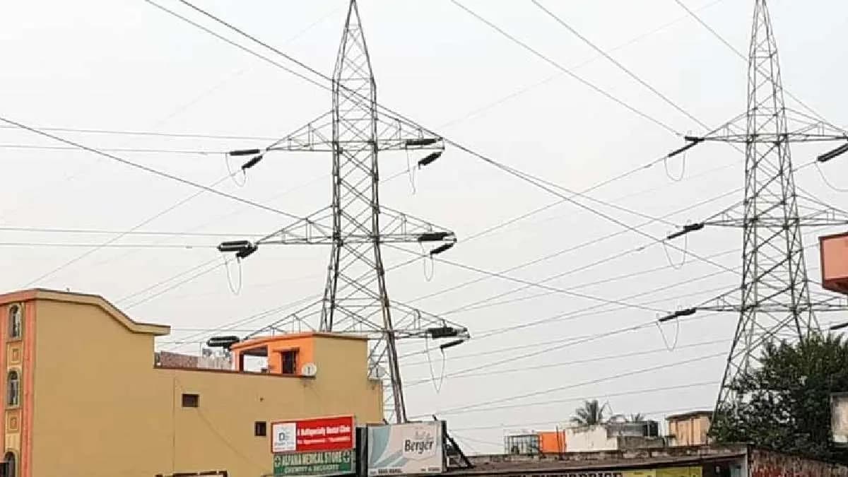 Youth electrocuted allegedly while stealing