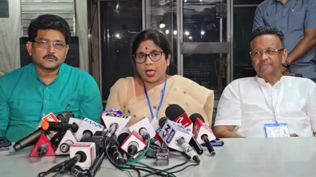 Bengal Elections 2026: tmc delegation met with additional CEO filed deputation regarding CCTV disruption