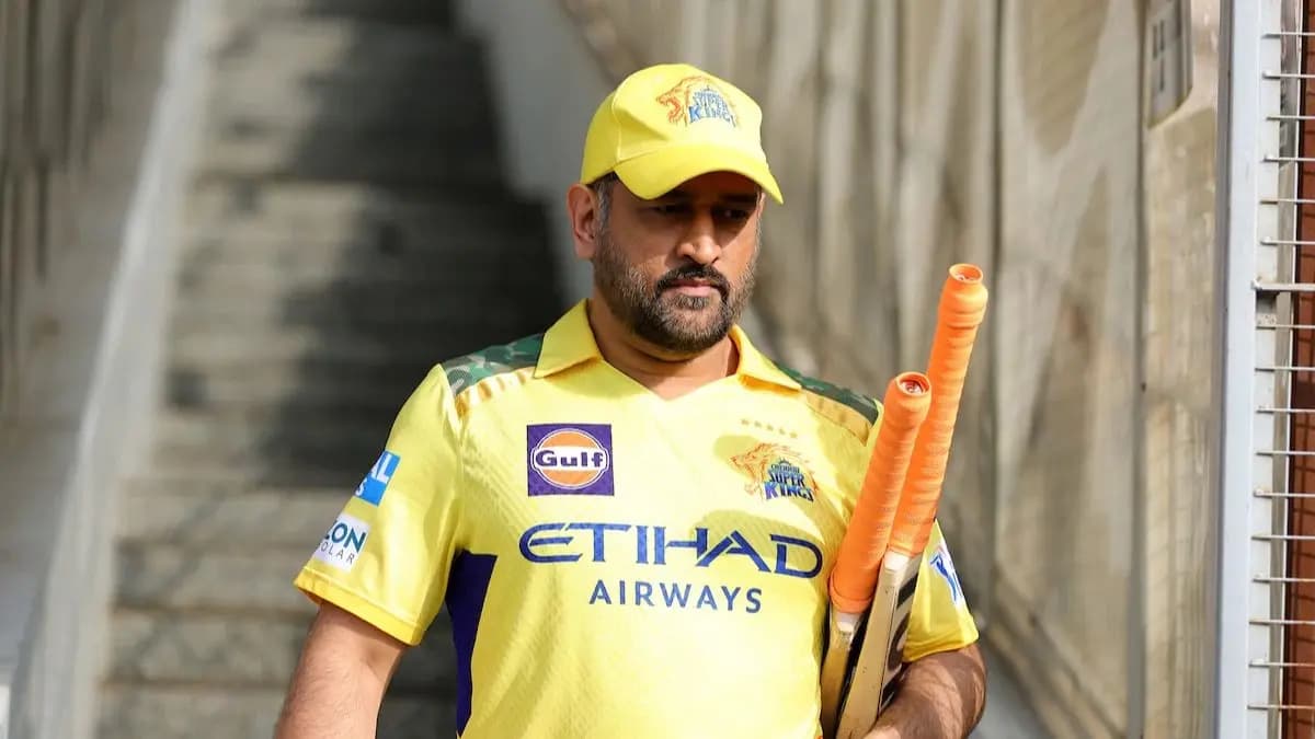Former Chennai Super Kings and India pacer Mohit Sharma revealed an  unheard story of MS Dhoni losing his cool
