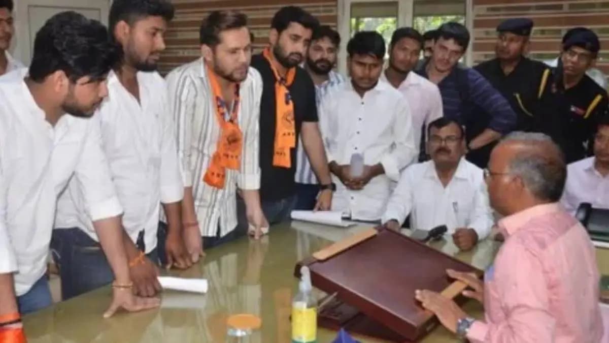 Meerut professor barred from setting questions due to ABVP protests