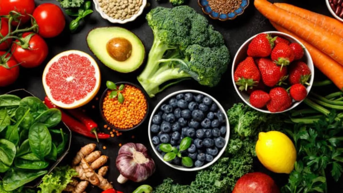 these all foods can gives flat stomach and make your digestion system powerful lif 