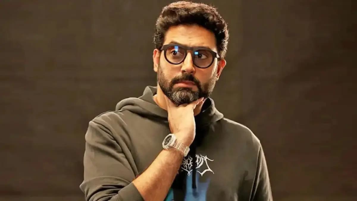 Bollywood Actor Abhishek Bachchan opens up about his experience with Kareena Kapoor