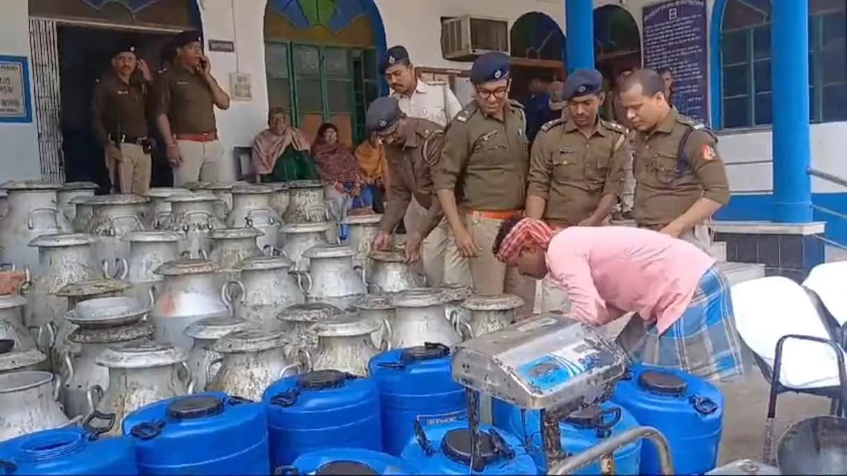 spurious ghee in market, nadia police arrested three businessman gnr 
