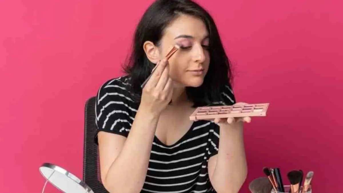 How to Makeup quickly at office before going Pandal hopping