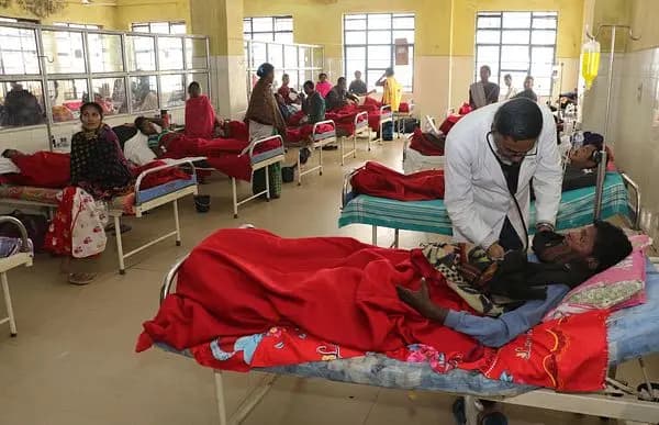 Indias declining healthcare system pushing people for indebtness