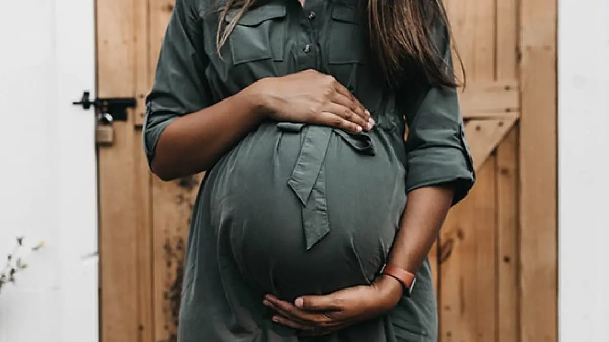 After Surgery Woman Sent home With Gauze Inside  Loses Uterus