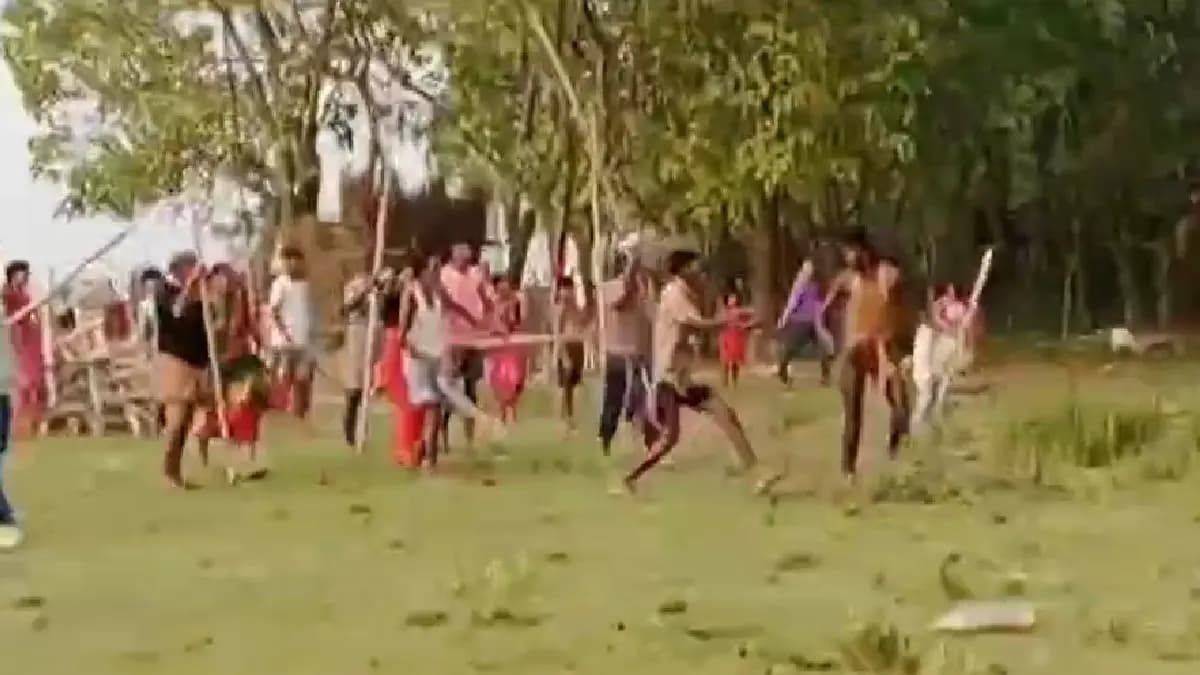Two families engaged in quarrel over a piece of land in malda gnr 