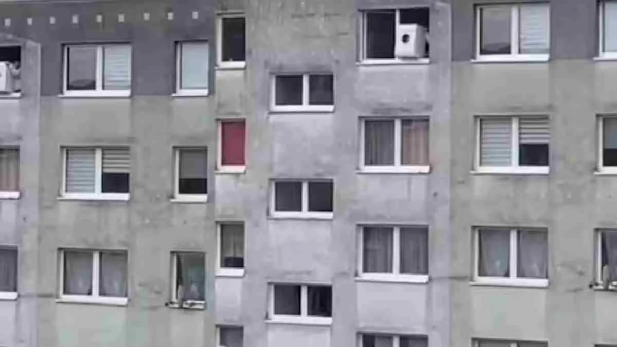 The washing machine  falling from the fifth floor viral video