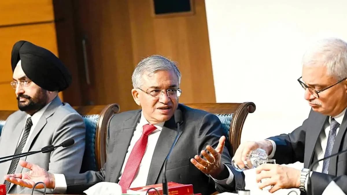 Adhar wont be considered to enroll name in voter list