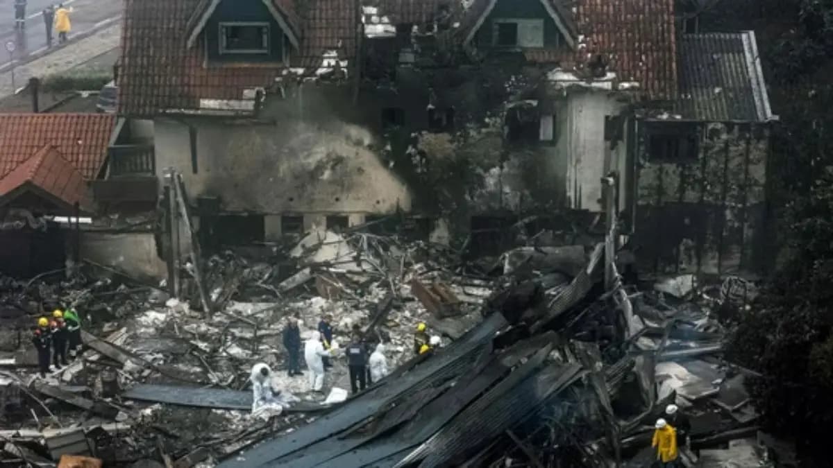  10 died as a small Aircraft piloted by Brazilian businessman crashes in tourist city gnr