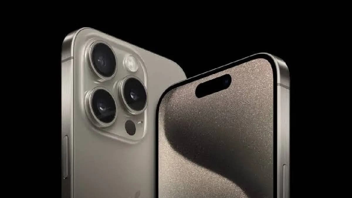 Girl buys flat with iPhone in china